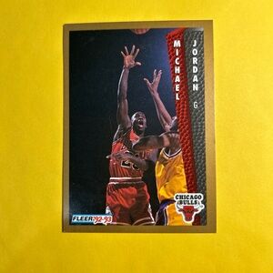 1992-93 Fleer Bulls,Michael Jordan Basketball Card #32